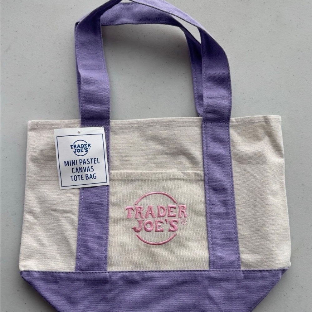 Trader Joe's Mini Pastel Canvas Tote Bag
(Lavender)